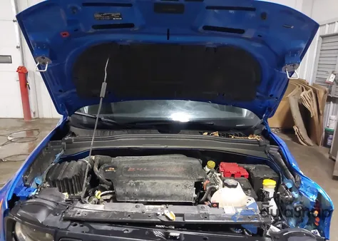 2020 Jeep Renegade Jeepster Fwd z USA, uszkodzony, nr VIN ZACNJAAB4LPL82232